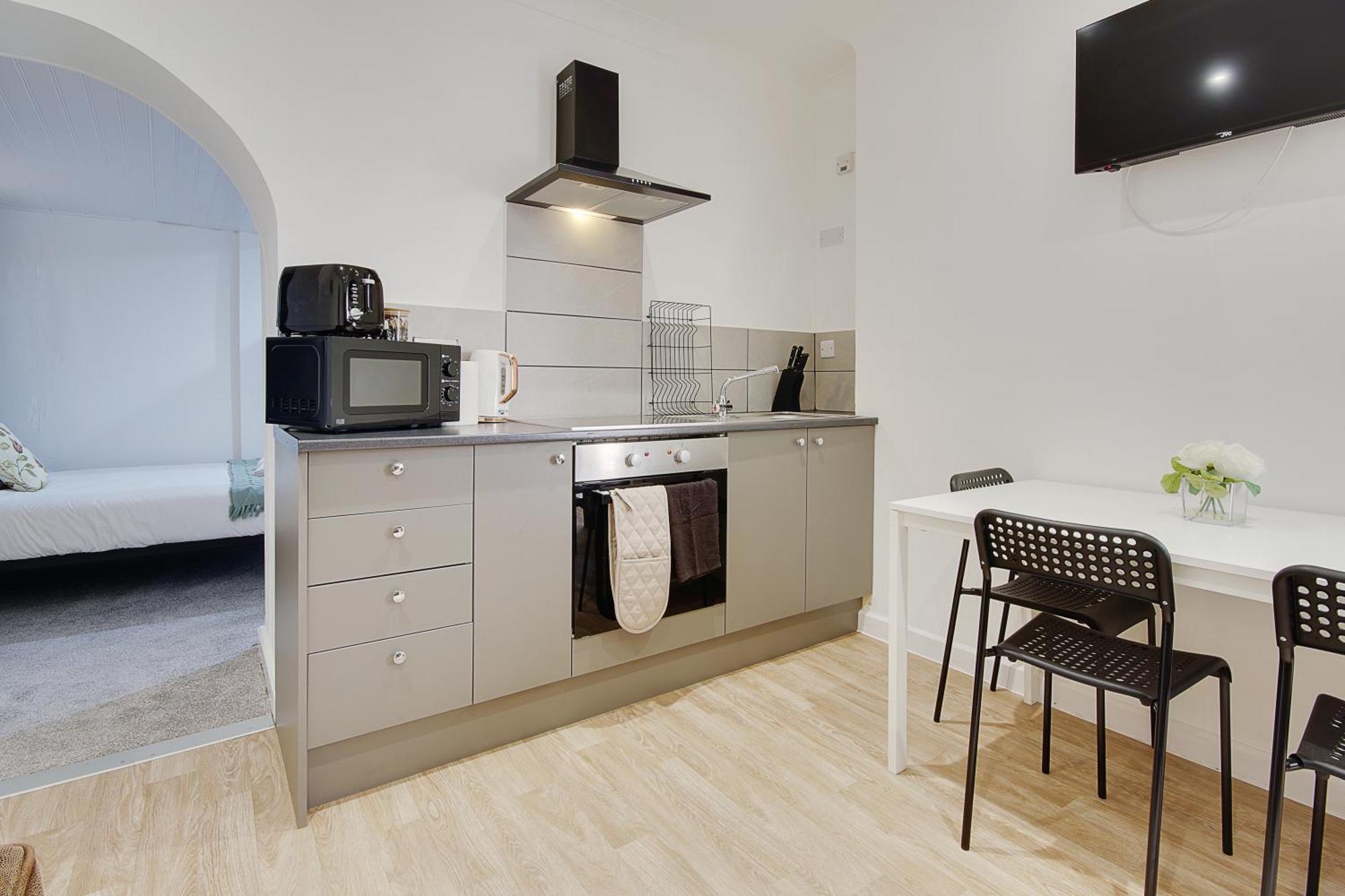 בורנמות' Serenity Hotel מראה חיצוני תמונה